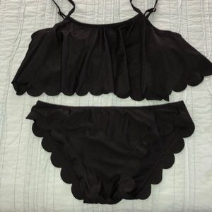 Black scalloped Bikini bathing suit set